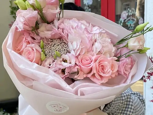 Ніжний мікс з еустомою