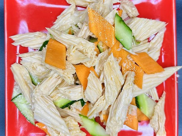 Салат с фуджу