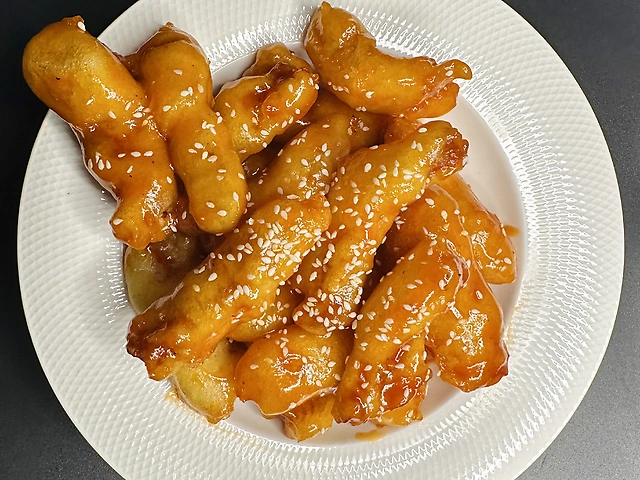 Баклажани в кисло-солодкому соусі