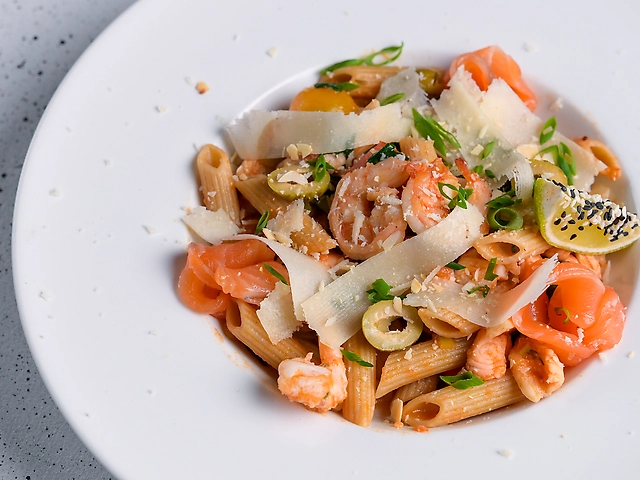 Паста пене з морепродуктами