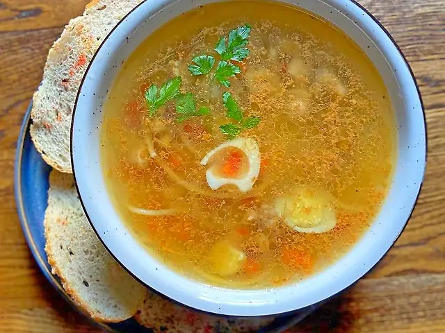 Курячий бульйон