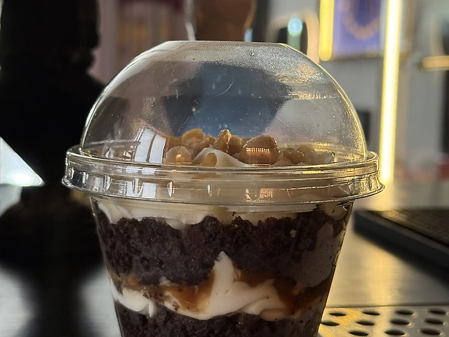 Трайфл снікерс