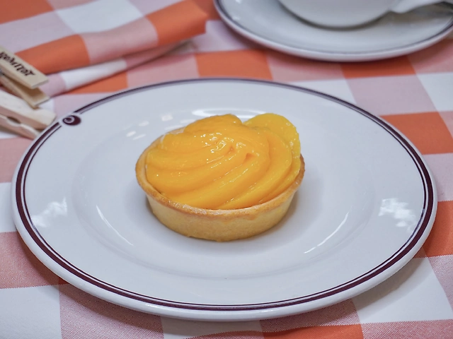 Тарта з персиком