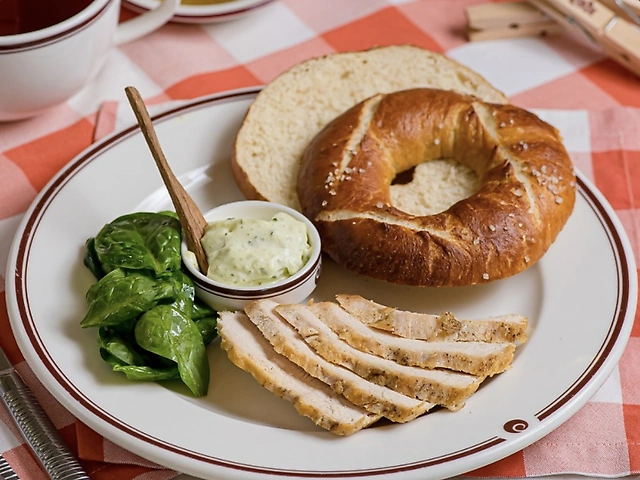 Бублик з курчам