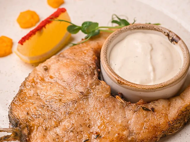 Судак запечений з овочами