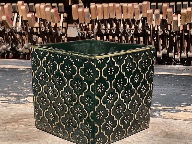 Кашпо керамічне зелене