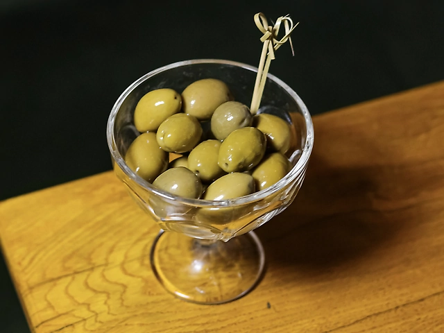 Оливки/Маслини