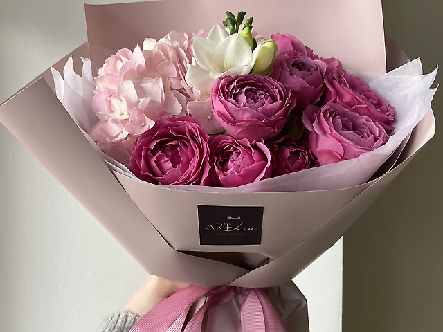 Рожевий букет