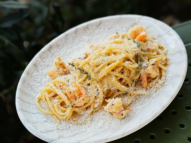 Спагетті з креветками