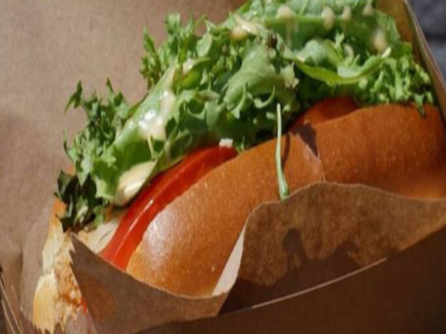 Нагетси у булочці