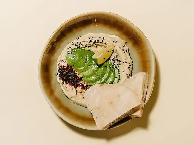 Хумус з авокадо