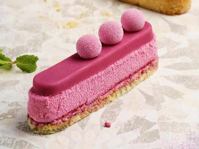 МАЛИНОВИЙ ЧIЗКЕЙК
