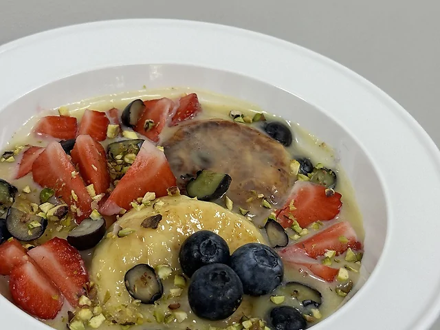 Сирники в кокосовому соусі