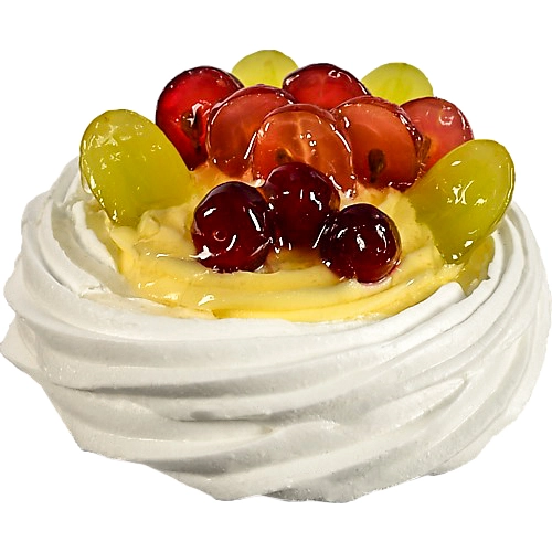 Тістечко безе з французьким кремом та ягодами