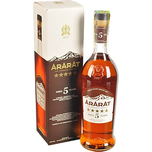 Коньяк Арарат 0.5л 5 зір